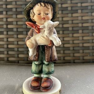 Hummel Figure The Lost Sheep